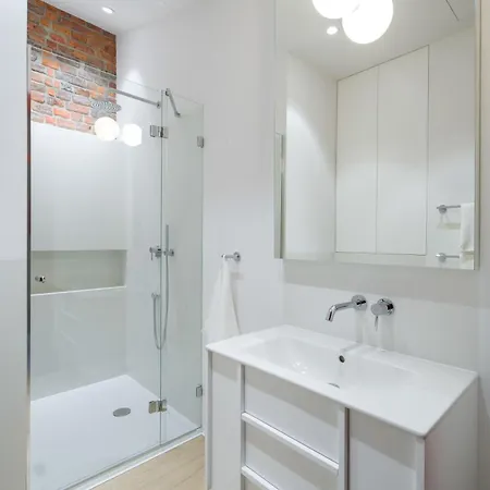 Lovely Place, Modern Design, Historic Townhouse شقة كراكوفيا