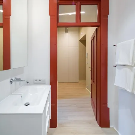 Apartment Lovely Place, Modern Design, Historic Townhouse *